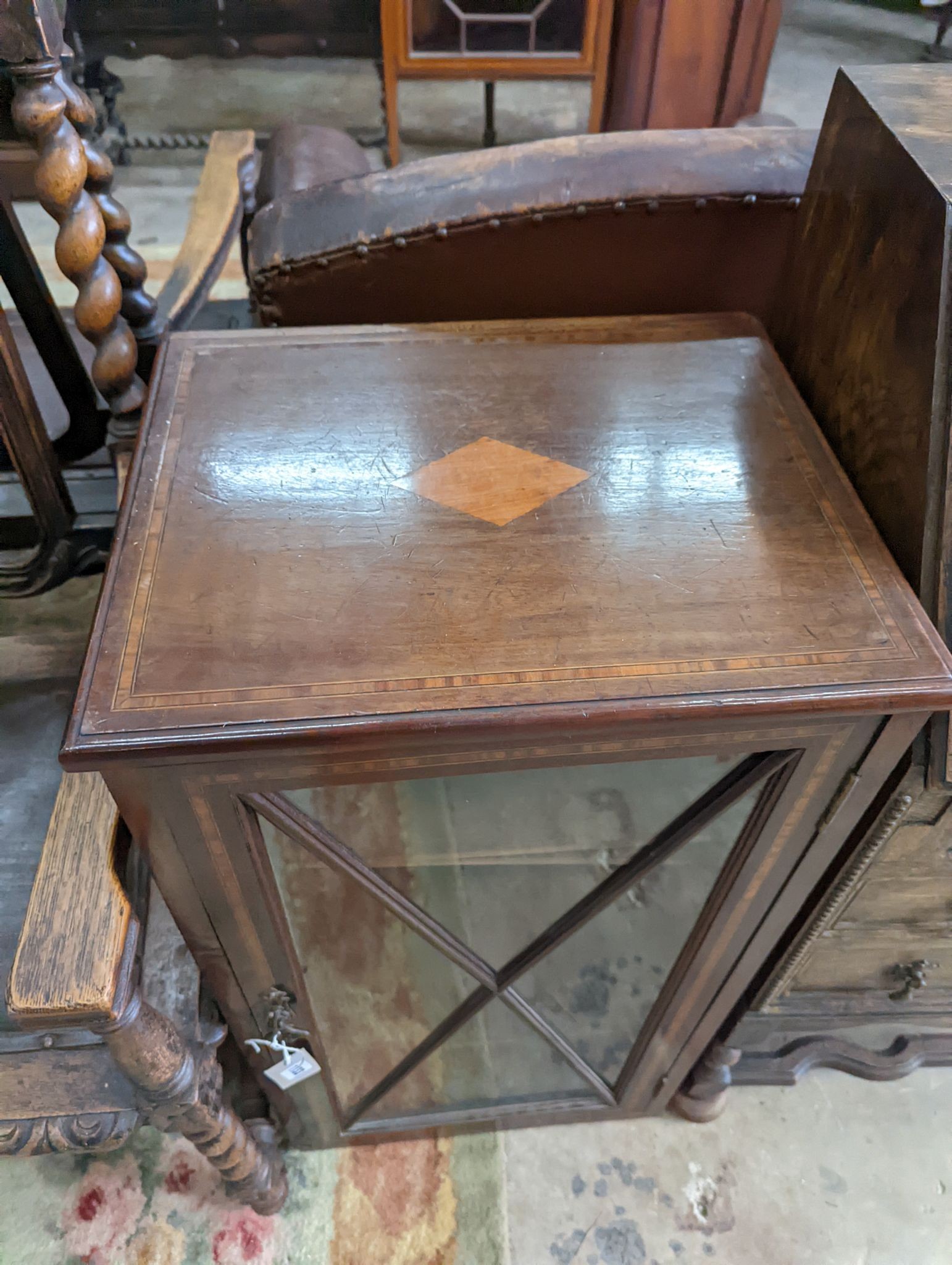 An Edwardian inlaid mahogany music cabinet, width 45cm, depth 37cm, height 85cm